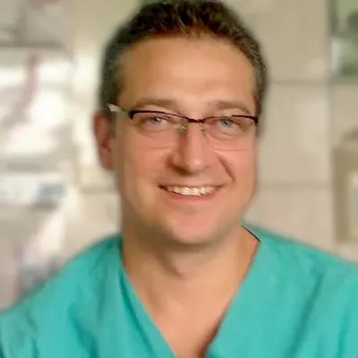 lek. Krzysztof Kobus, Chirurg